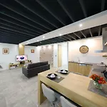 Harbour Sea View Apartment
