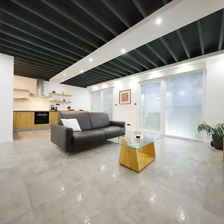 Harbour Sea View Apartman *