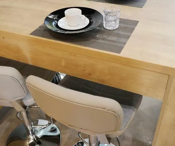 Lägenhet Harbour Sea View