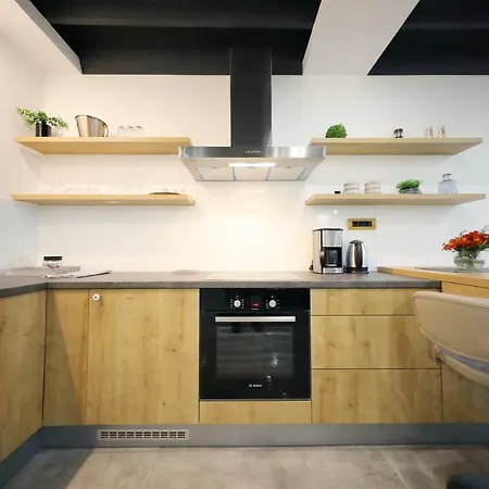 Harbour Sea View Lejlighed *